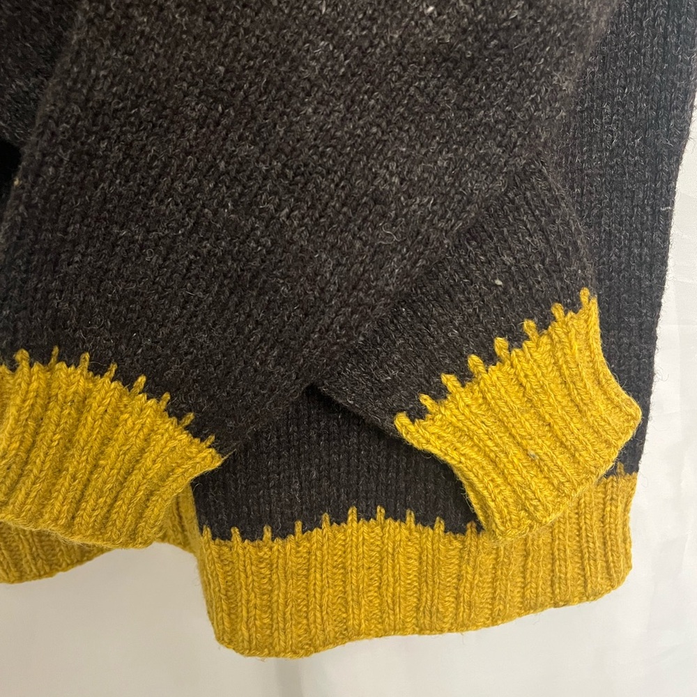 Mustard and Charcoal Fair Isle Wool Sweater - Picture 4 of 7